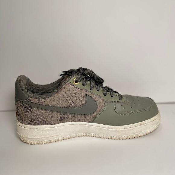 Nike Air Force 1 SNAKE SKIN - Picture 3 of 6